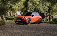 Desktop wallpaper. MINI Aceman SE 2025. ID:160136