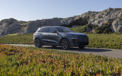 Desktop wallpaper. Audi SQ6 e-tron USA Version 2025. ID:163569