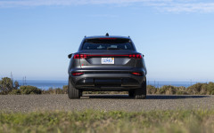 Desktop wallpaper. Audi SQ6 e-tron USA Version 2025. ID:163570