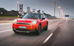 Desktop wallpaper. MINI Aceman SE ZA Version 2025. ID:164263