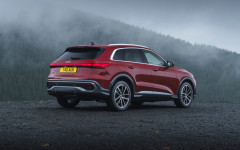 Desktop wallpaper. Audi Q5 Launch Edition UK Version 2025. ID:164278