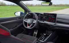 Desktop wallpaper. Volkswagen Golf GTI SE USA Version 2025. ID:164620