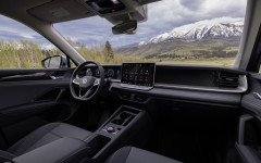 Desktop wallpaper. Volkswagen Tiguan SE 4Motion USA Version 2025. ID:164903