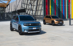 Desktop wallpaper. Fiat Grande Panda Hybrid Icon 2025. ID:165238