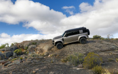 Desktop wallpaper. Land Rover Defender 110 Octa UK Version 2026. ID:165364