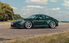 Desktop wallpaper. Porsche 911 GT3 Touring Package UK Version 2025. ID:166465