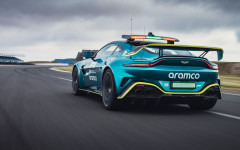 Desktop wallpaper. Aston Martin Vantage S F1 Safety Car 2025. ID:166508