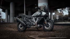 Desktop image. Motorbikes. ID:162120