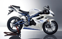 Desktop wallpaper. Triumph Daytona 675