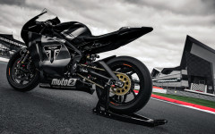 Desktop wallpaper. Triumph Daytona 765