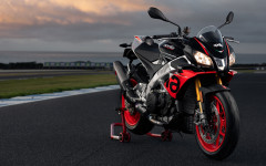 Desktop wallpaper. Aprilia Tuono V4 1100 Factory 2019