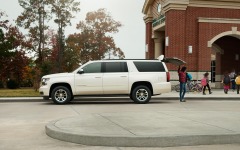 Desktop wallpaper. Chevrolet Suburban 2015. ID:54038