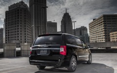 Desktop wallpaper. Chrysler Town & Country S 2013. ID:54122