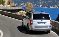 Desktop wallpaper. Lancia Voyager 2012. ID:57433