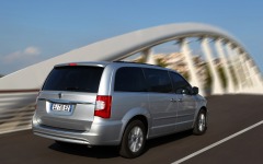 Desktop wallpaper. Lancia Voyager 2012. ID:57434