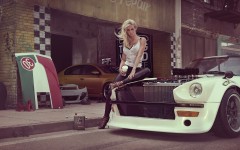 Desktop wallpaper. Leonie Hagmeyer-Reyinger