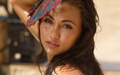 Desktop wallpaper. Michaela Isizzu