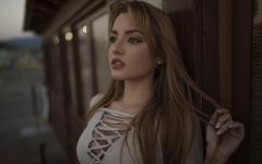 Desktop wallpaper. Karolina Camacho