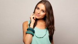 Desktop wallpaper. Olivia Culpo