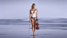 Desktop wallpaper. Sabrina Salerno