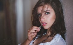 Desktop wallpaper. Sophia Blake