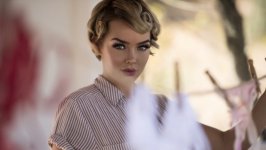 Desktop wallpaper. Rosie Robinson
