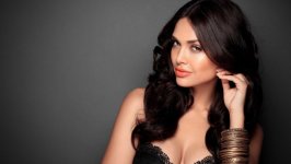 Desktop wallpaper. Esha Gupta