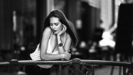 Desktop wallpaper. Raluca