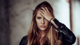 Desktop wallpaper. Camille Rowe