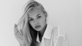 Desktop wallpaper. Bella Oelmann
