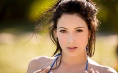 Desktop wallpaper. Noelle Easton
