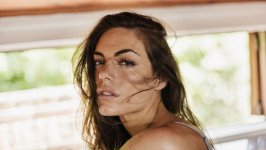 Desktop wallpaper. Emilia Attias