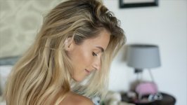 Desktop wallpaper. Cara Mell