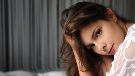 Desktop wallpaper. Amelie Belain