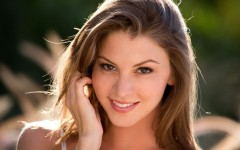 Desktop wallpaper. Amber Sym