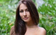 Desktop wallpaper. Michaela Isizzu