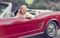 Desktop wallpaper. Brea Bennett