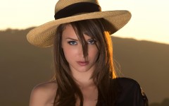 Desktop wallpaper. Malena Morgan