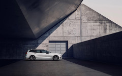 Desktop wallpaper. Volvo V60 R-Design 2019. ID:104456