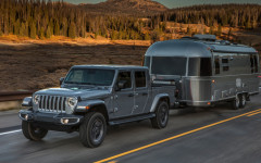 Desktop wallpaper. Jeep Gladiator Overland 2019. ID:107856