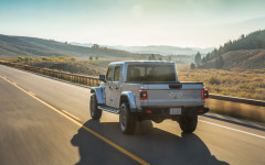 Desktop wallpaper. Jeep Gladiator Overland 2019. ID:107859