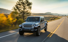 Desktop wallpaper. Jeep Gladiator Overland 2019. ID:107861