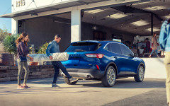 Desktop wallpaper. Ford Escape Hybrid Titanium 2020. ID:112232
