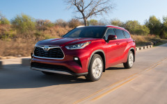 Desktop wallpaper. Toyota Highlander Hybrid Platinum 2020. ID:124542