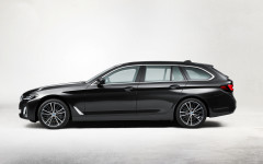 Desktop wallpaper. BMW 530i Touring 2021. ID:129890