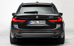 Desktop wallpaper. BMW 530i Touring 2021. ID:129891