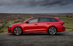 Desktop wallpaper. Skoda Octavia vRS Estate UK Version 2021. ID:135393