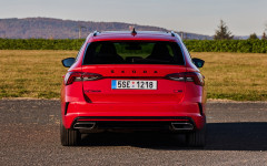Desktop wallpaper. Skoda Octavia vRS Combi 2021. ID:135405