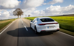 Desktop wallpaper. Porsche Panamera Turbo S E-Hybrid 2021. ID:135696