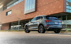 Desktop wallpaper. Audi Q5 55 TFSI e quattro USA Version 2021. ID:135769